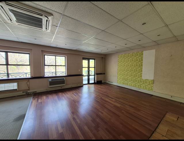974M² OFFICE TO LET IN SANDTON CENTRAL